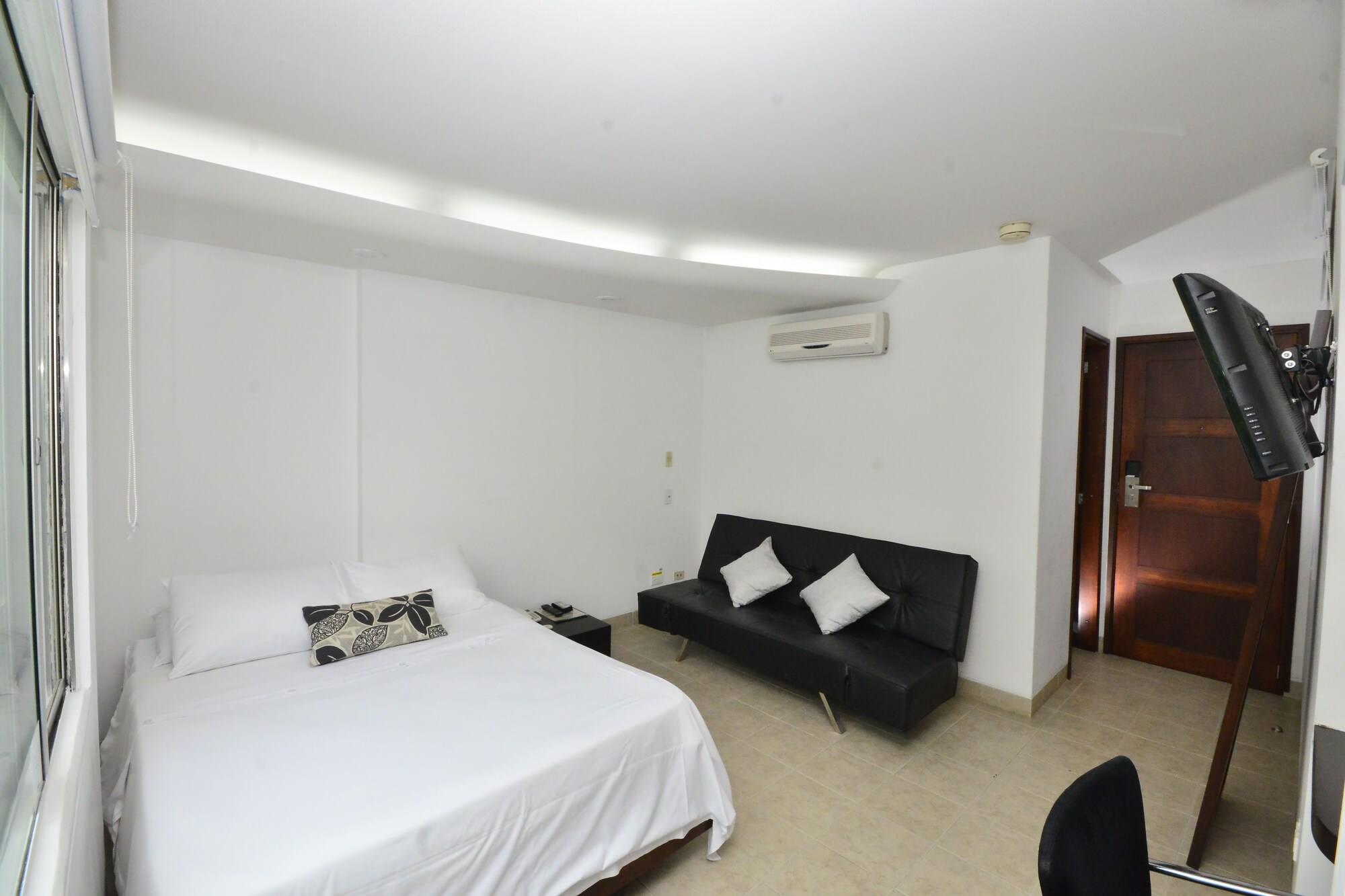 Hotel Mediterraneo Medellín Zewnętrze zdjęcie