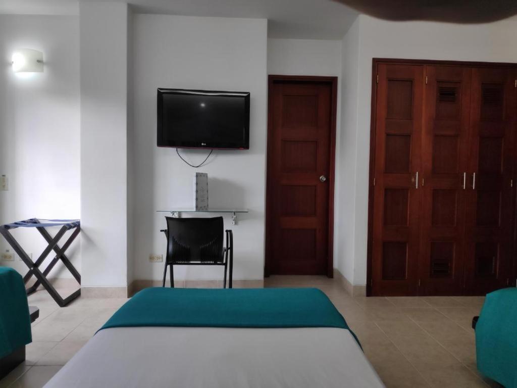 Hotel Mediterraneo Medellín Zewnętrze zdjęcie